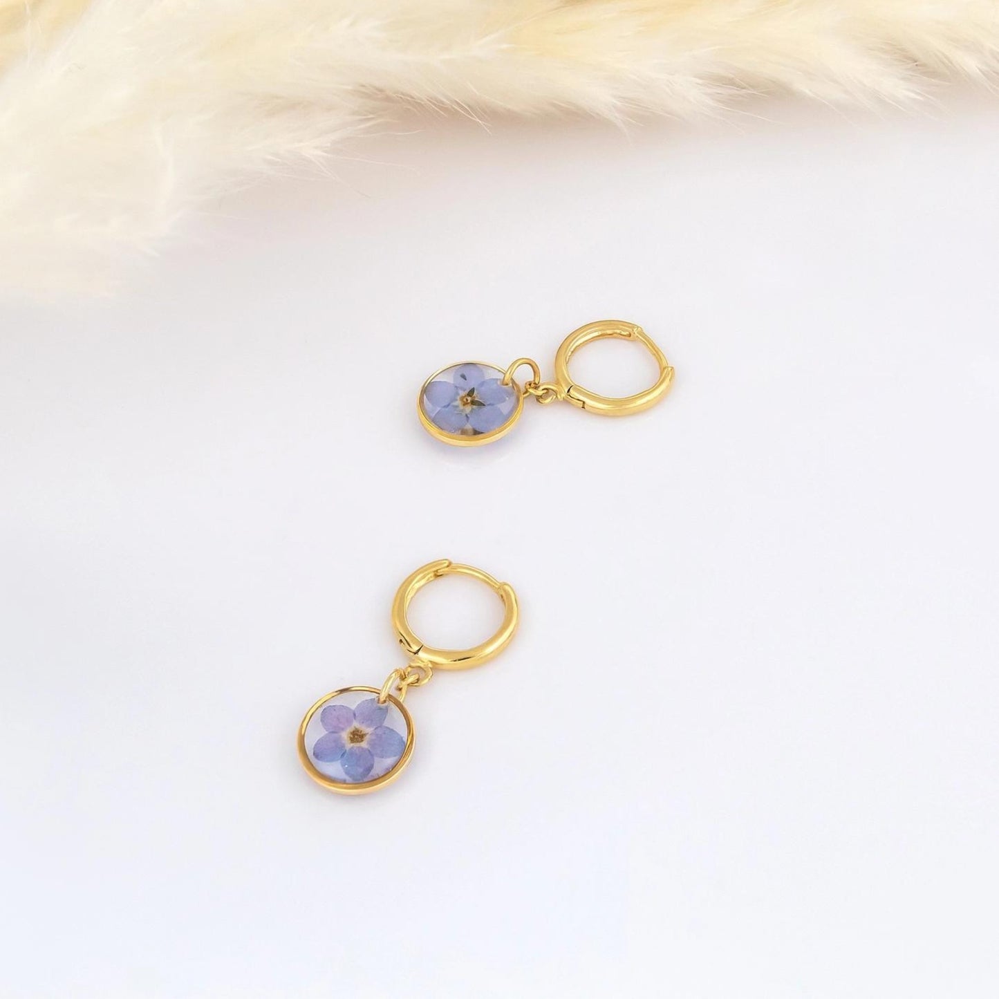 Amalia Round Real Forget-Me-Not Resin Huggie Hoops - Gold Plated - The Little Jewellery Company