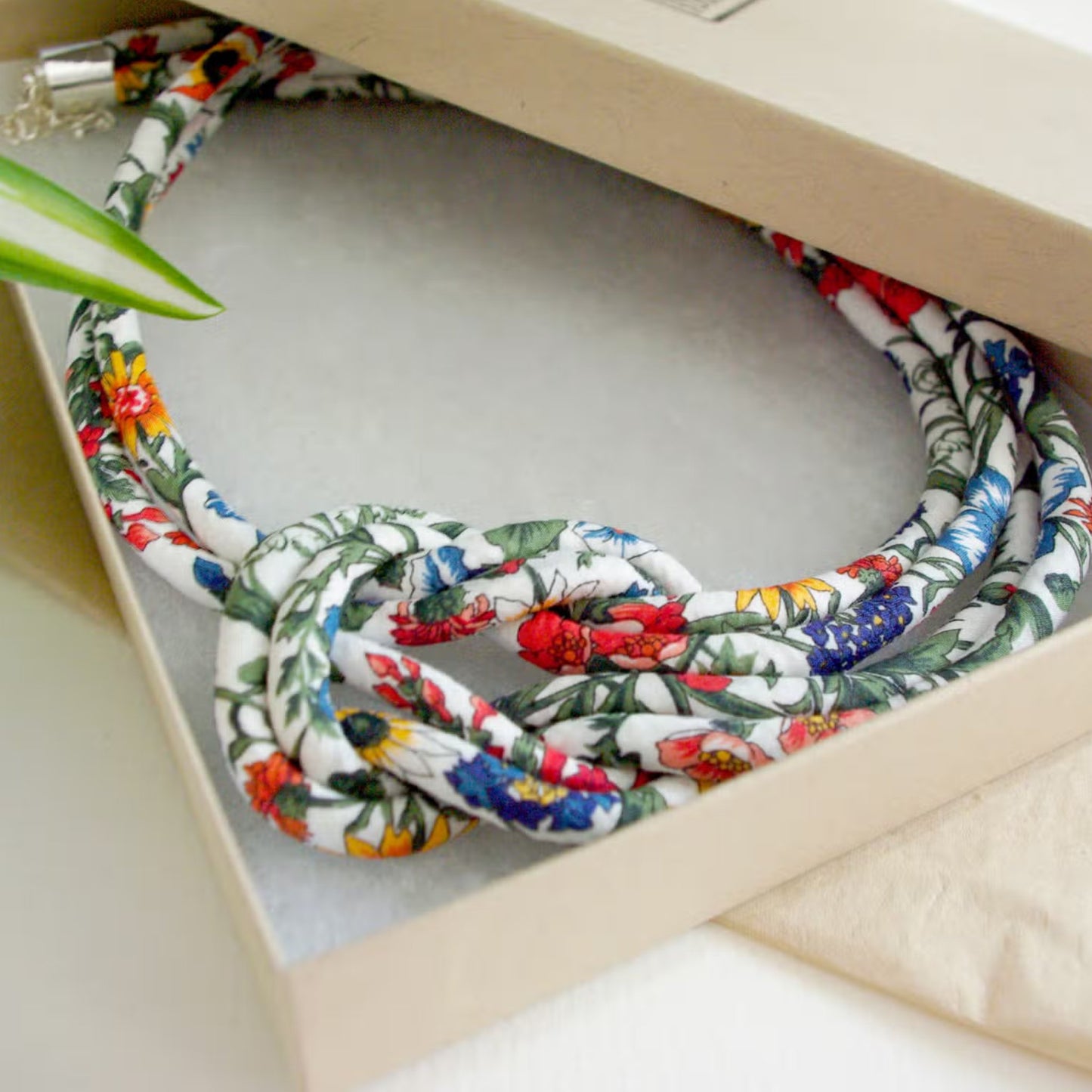 Reef Knot Necklace - Rachel - The Little Jewellery Company