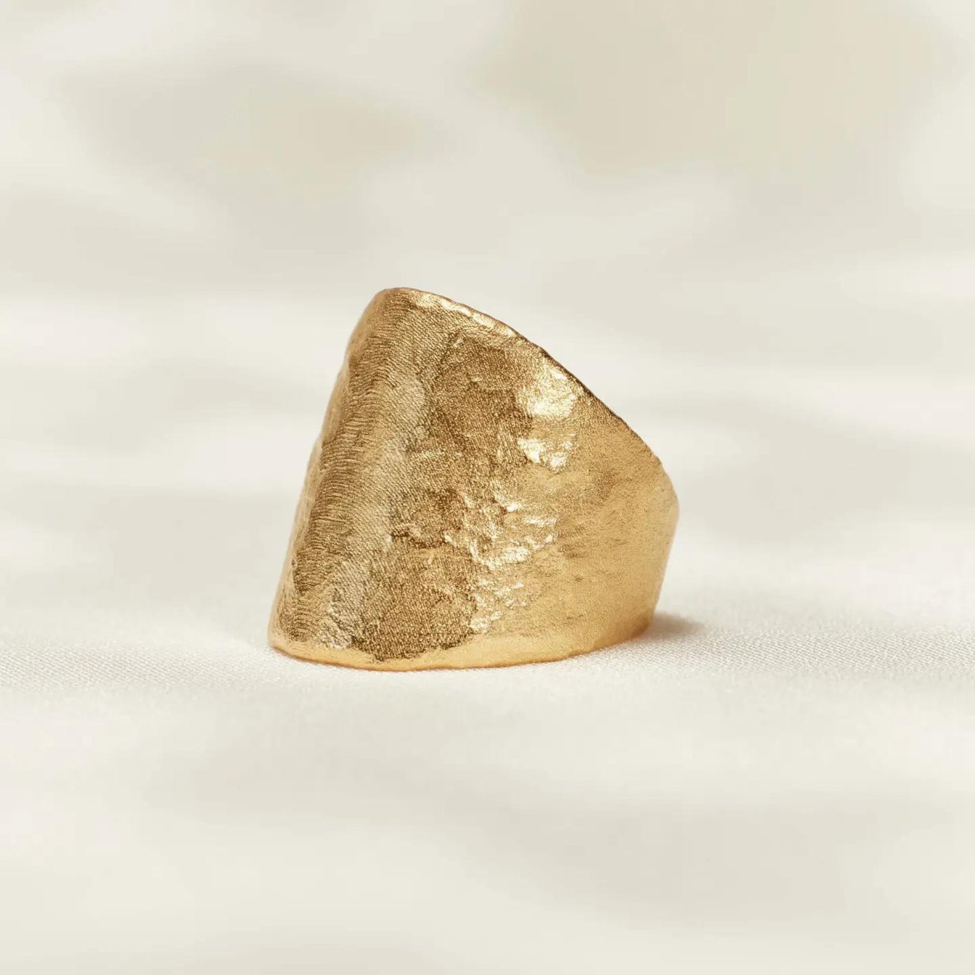 Lunaïs Ring | Waterproof - The Little Jewellery Company