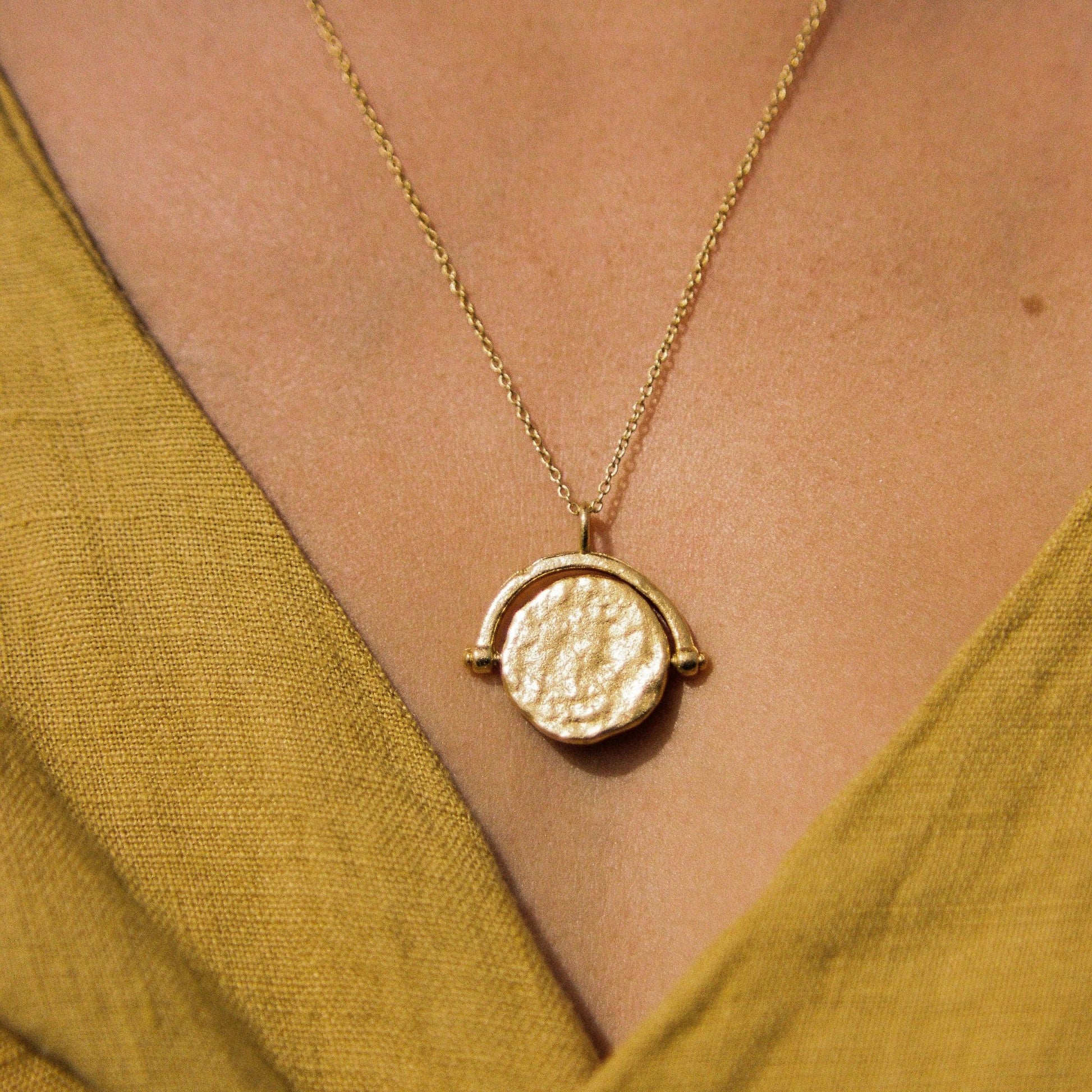 Solune Necklace | Waterproof - The Little Jewellery Company