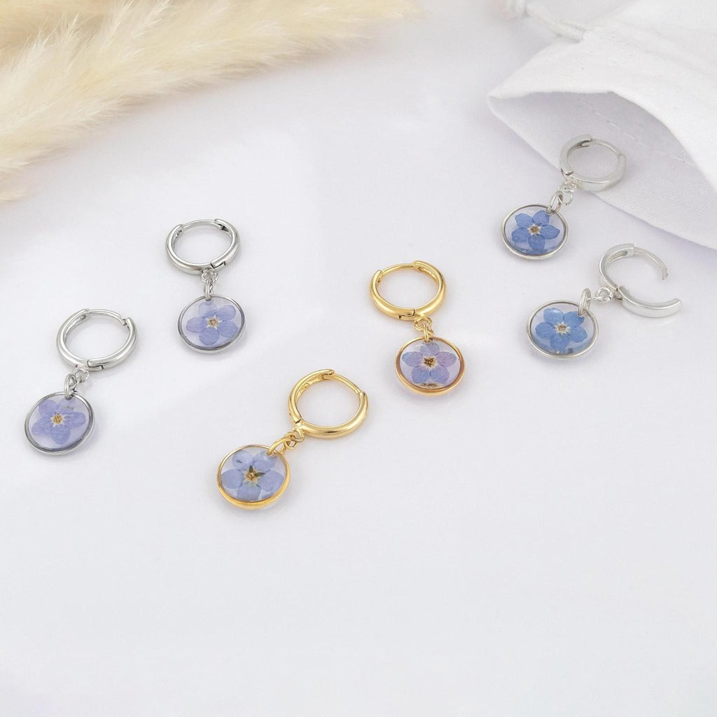 Amalia Round Real Forget-Me-Not Resin Huggie Hoops - Silver Plated - The Little Jewellery Company