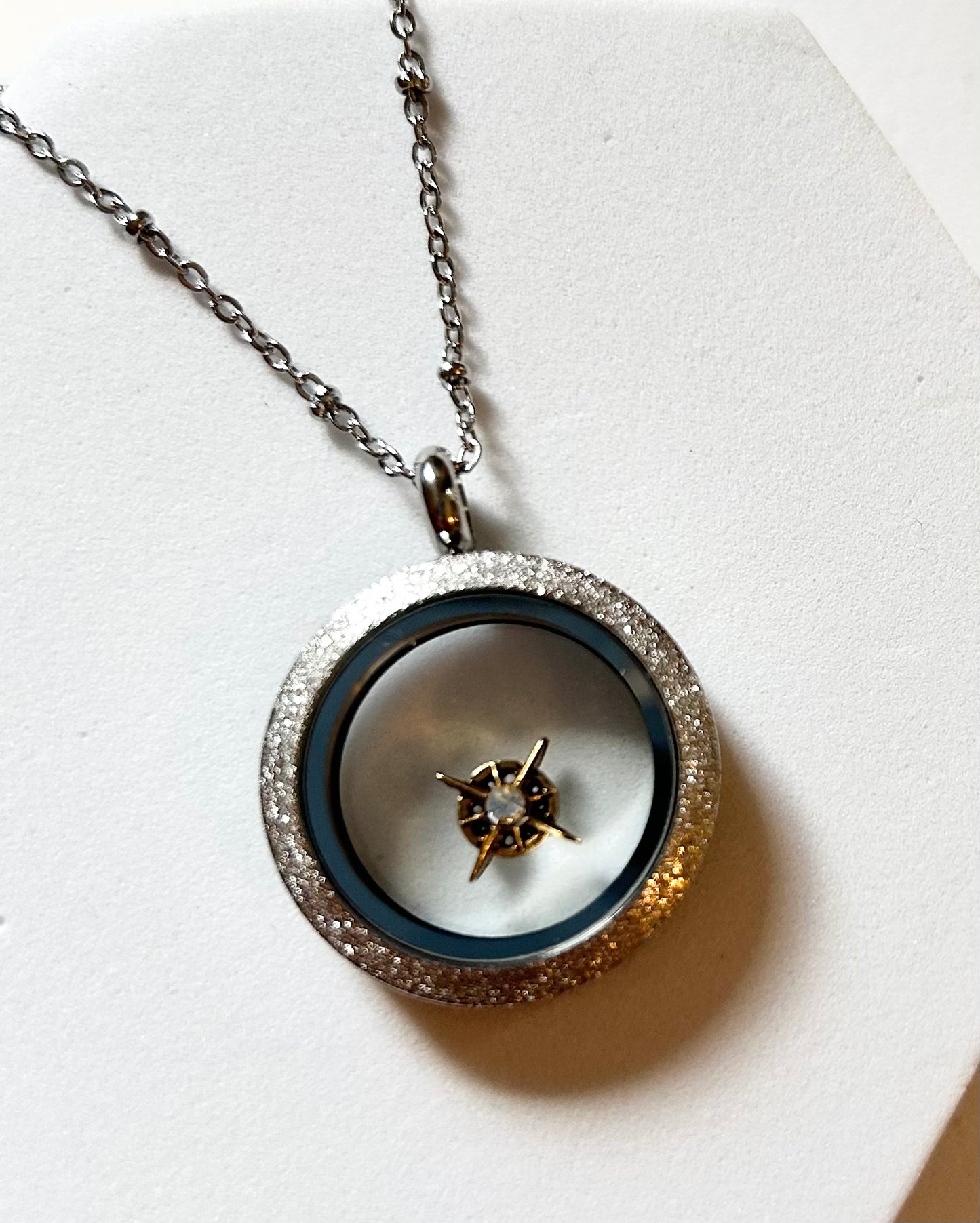 Memory Locket Charm - Compass (Gold)