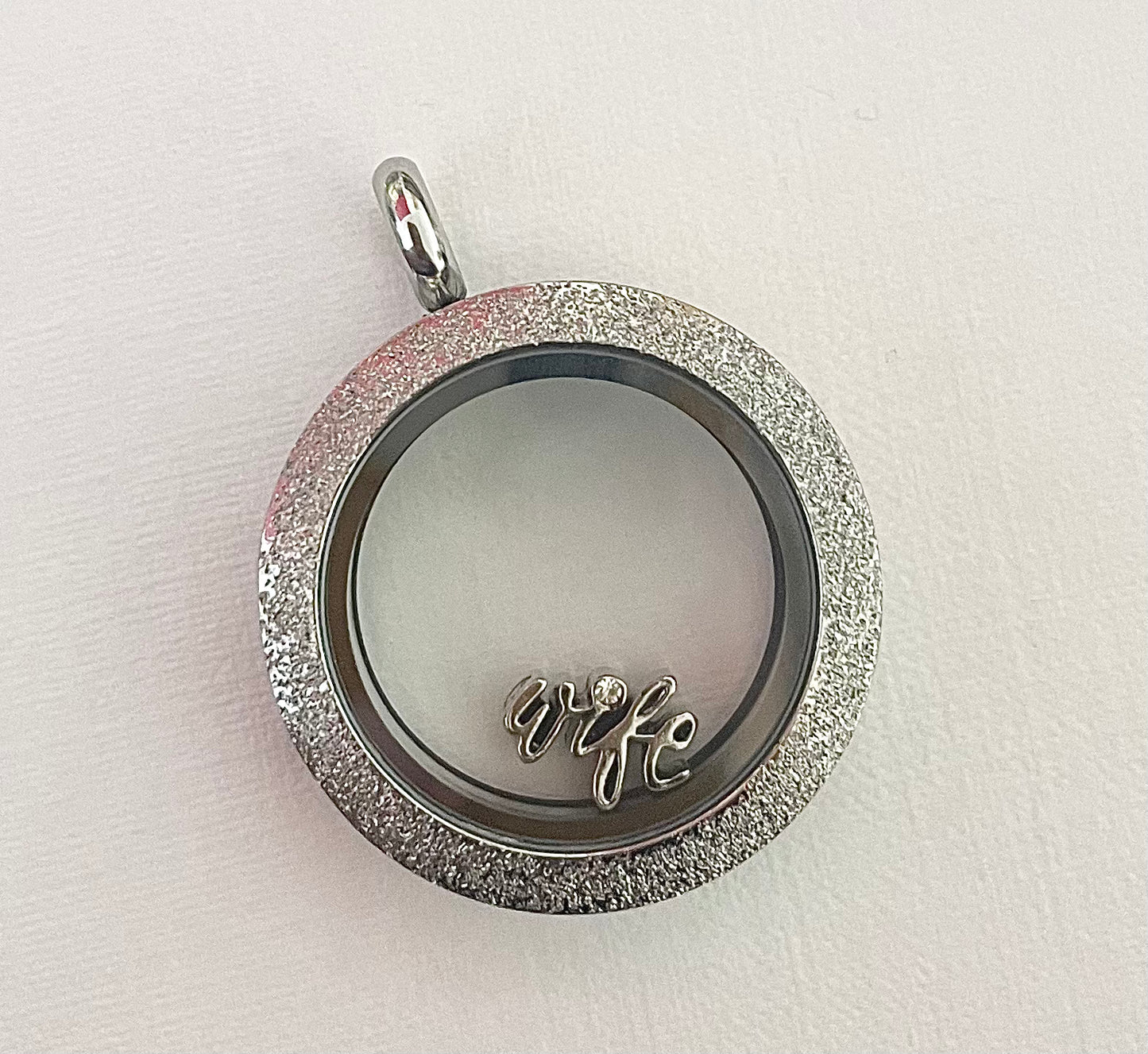 Memory Locket Charm - Wife with crystal