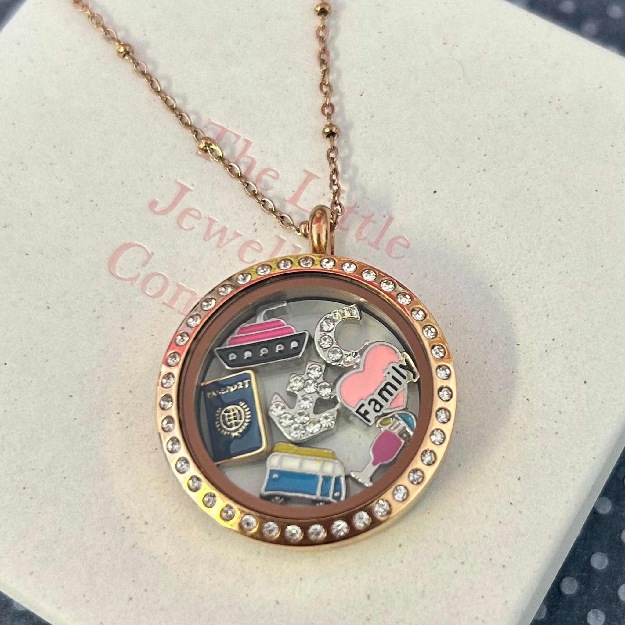 Amazon.in: Buy Gold Round Living Memory Floating Photo Locket Pendant  Necklace Chain Gift Online at Low Prices in India | Alcoa Prime Reviews &  Ratings