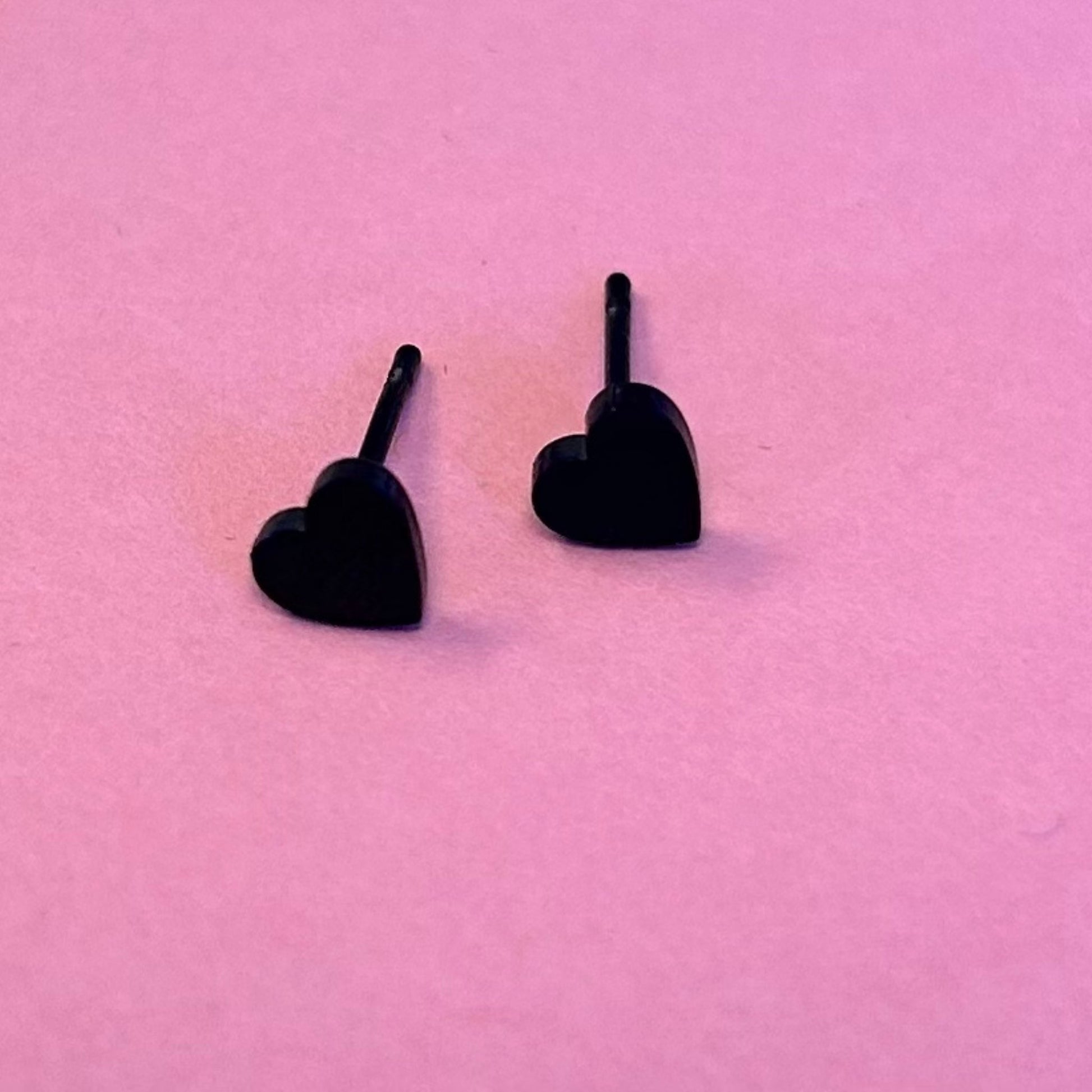 Minimalist Heart Studs - The Little Jewellery Company
