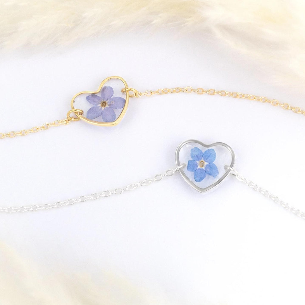 OPHELIA Heart Bracelet With Real Dried Forget-Me-Nots (Gold-Plated) - The Little Jewellery Company