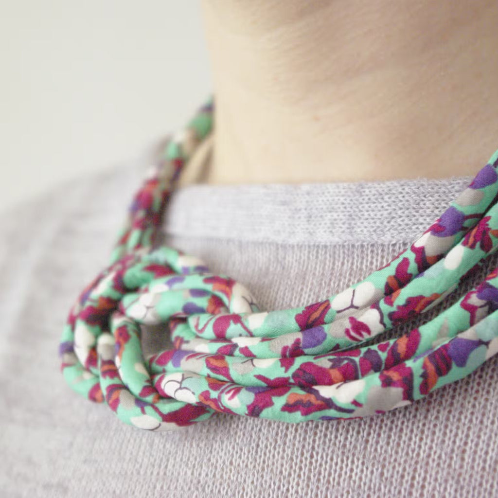 Reef Knot Necklace - Sarah - The Little Jewellery Company