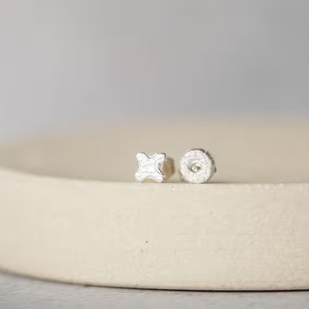 Sterling Silver Mini Hugs and Kisses Studs - The Little Jewellery Company